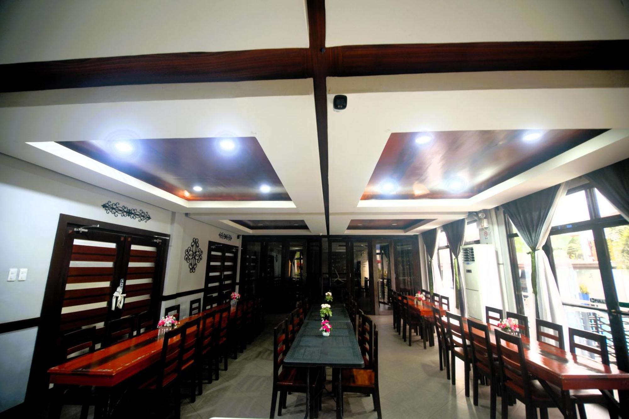 Hotel Gabriella Tagbilaran Extérieur photo