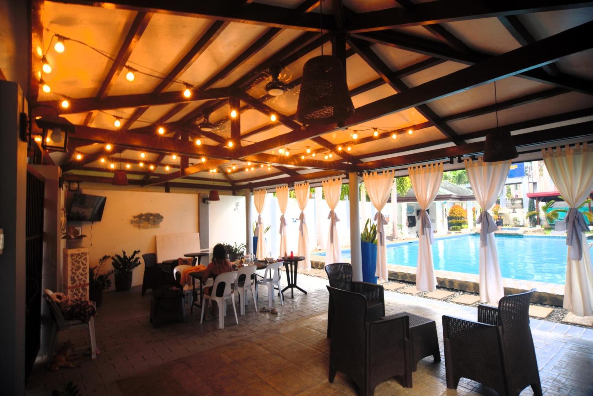 Hotel Gabriella Tagbilaran Extérieur photo