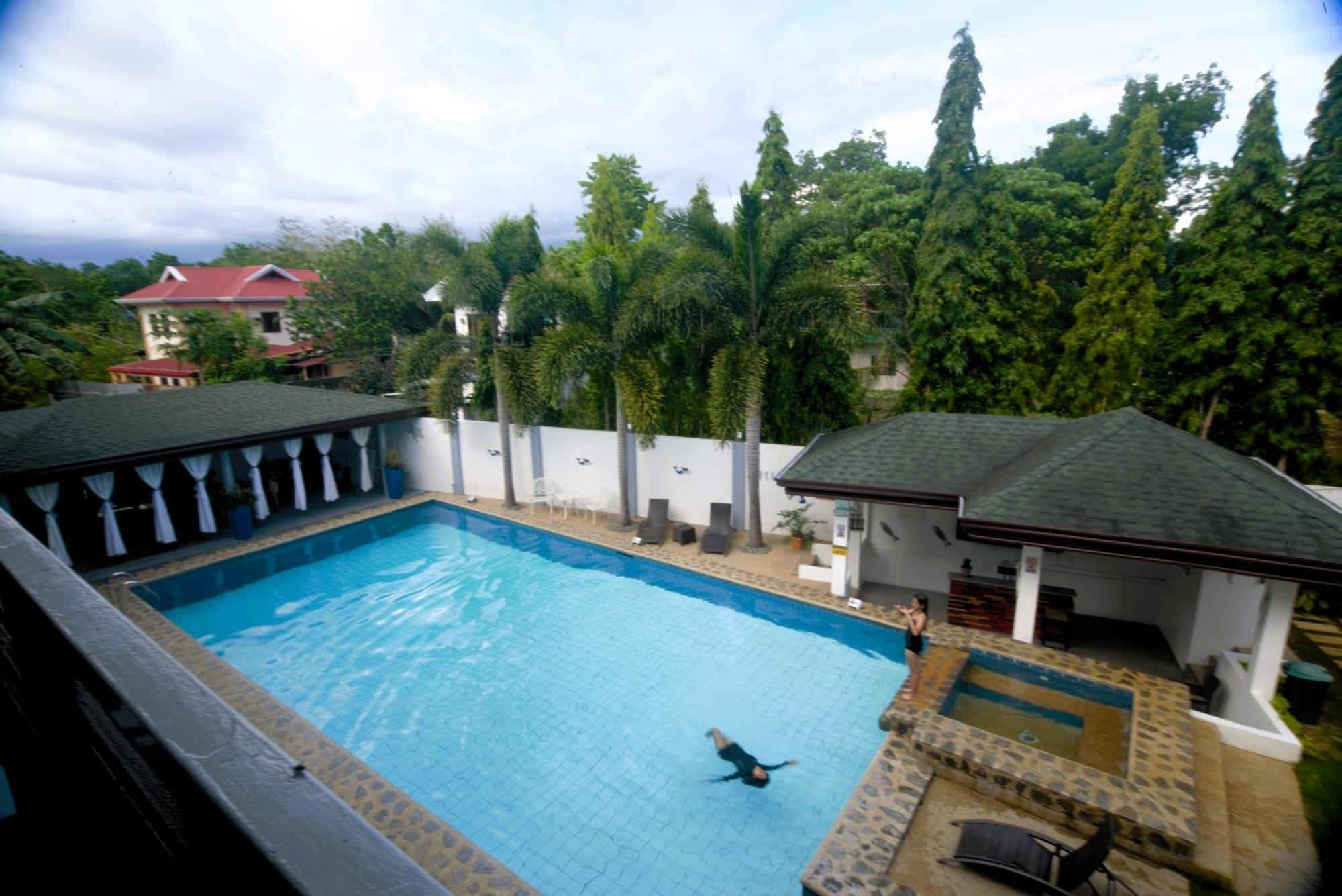 Hotel Gabriella Tagbilaran Extérieur photo