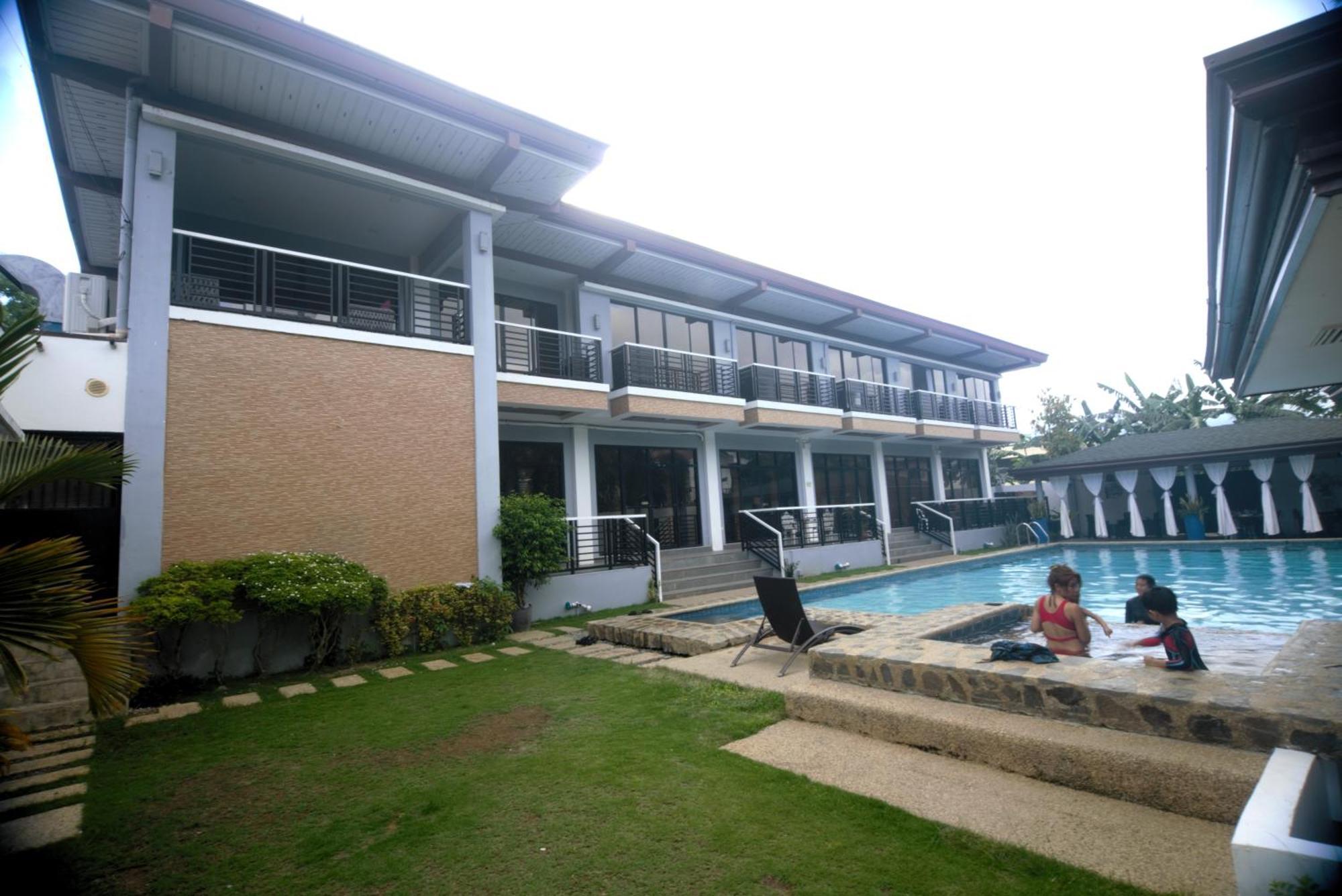 Hotel Gabriella Tagbilaran Extérieur photo