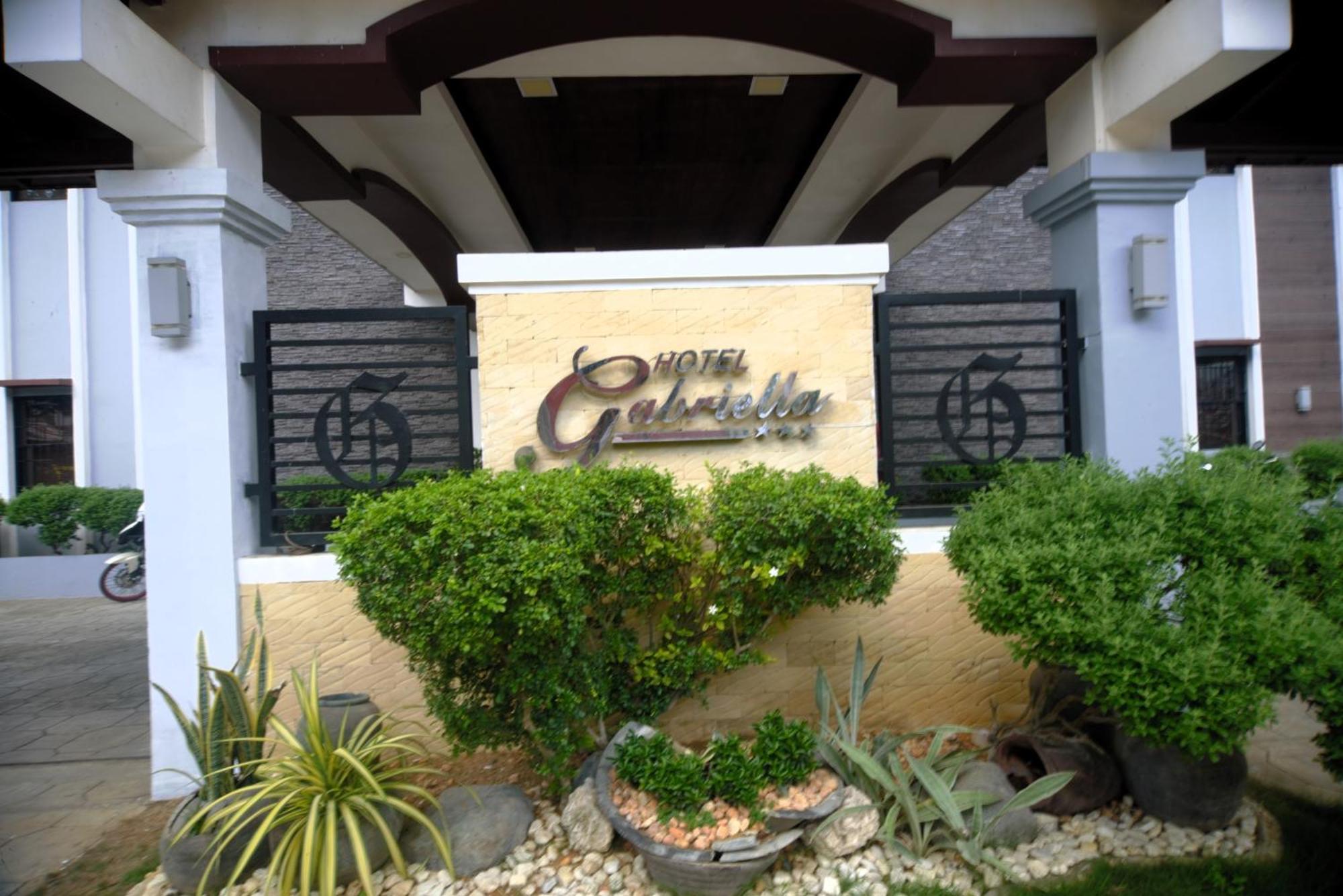 Hotel Gabriella Tagbilaran Extérieur photo