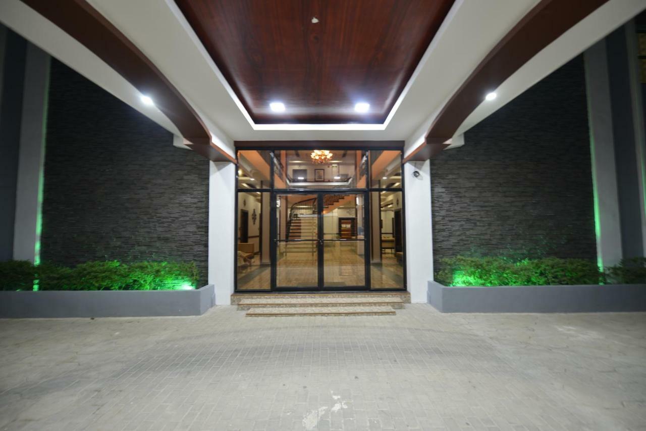 Hotel Gabriella Tagbilaran Extérieur photo