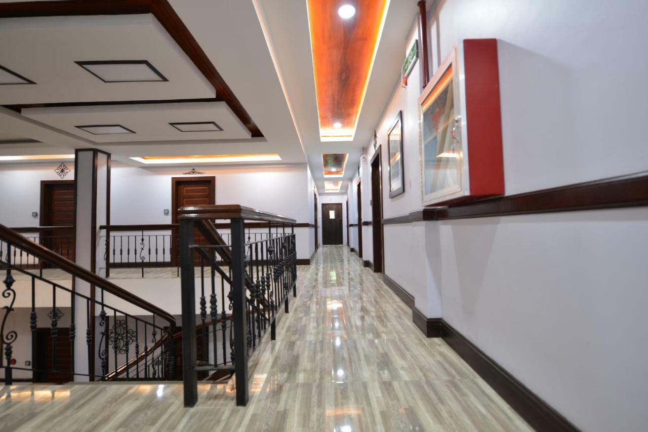Hotel Gabriella Tagbilaran Extérieur photo